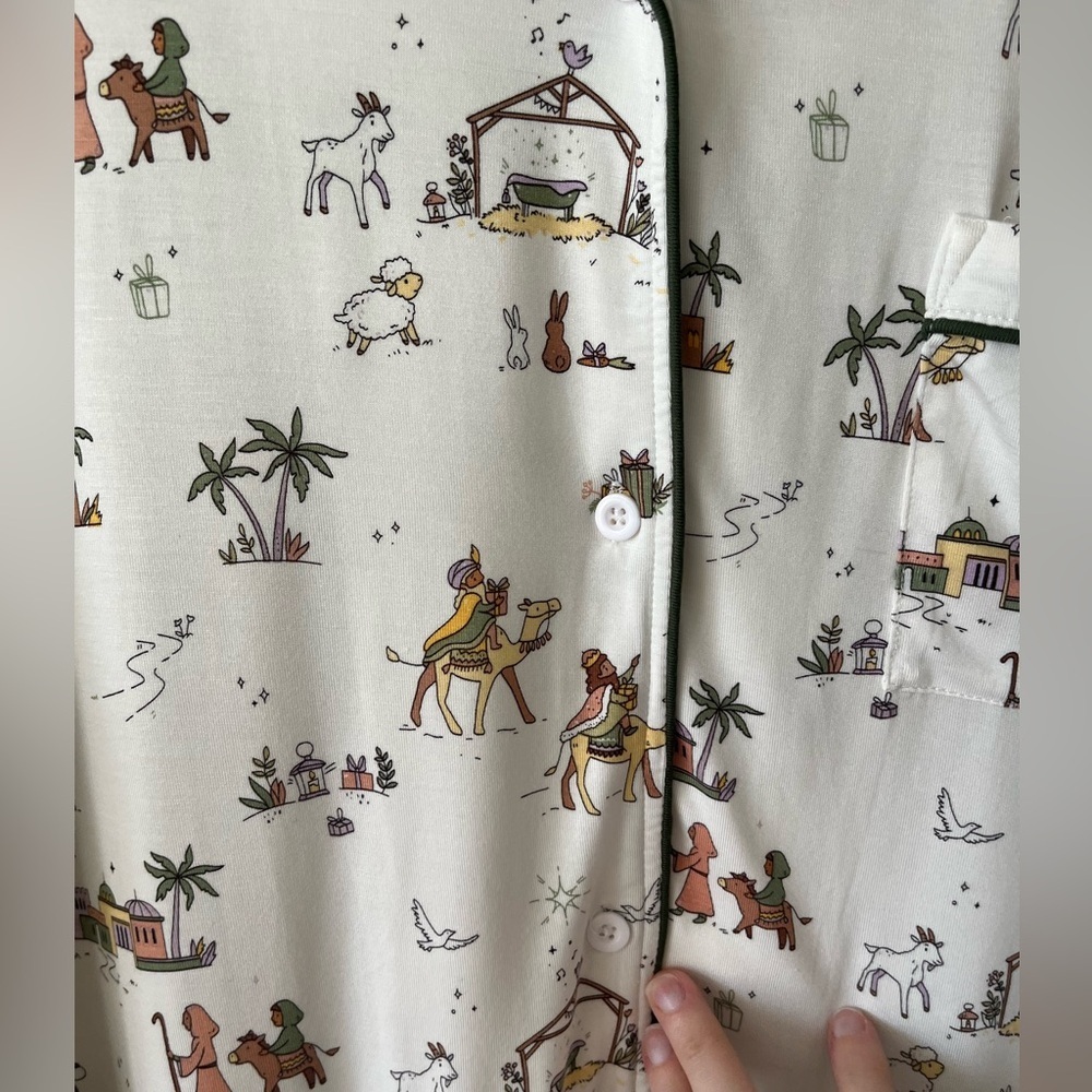 Bellabu Bear Holy Night Bamboo Men's Button Up Pajama Top Men's Size XXL NWT - Picture 8 of 15